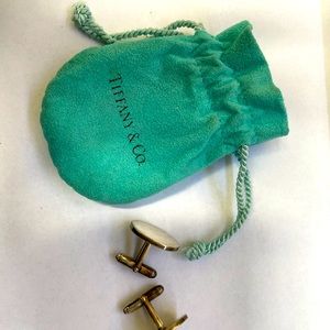 Authentic Tiffany & Co cuff links (oval)